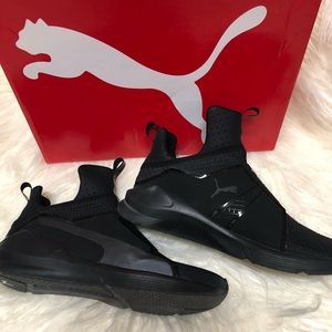 Black Puma Fierce sneakers